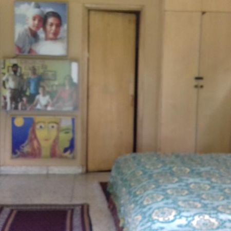 Nina Kochhar'S Homestay Нью-Делі Екстер'єр фото