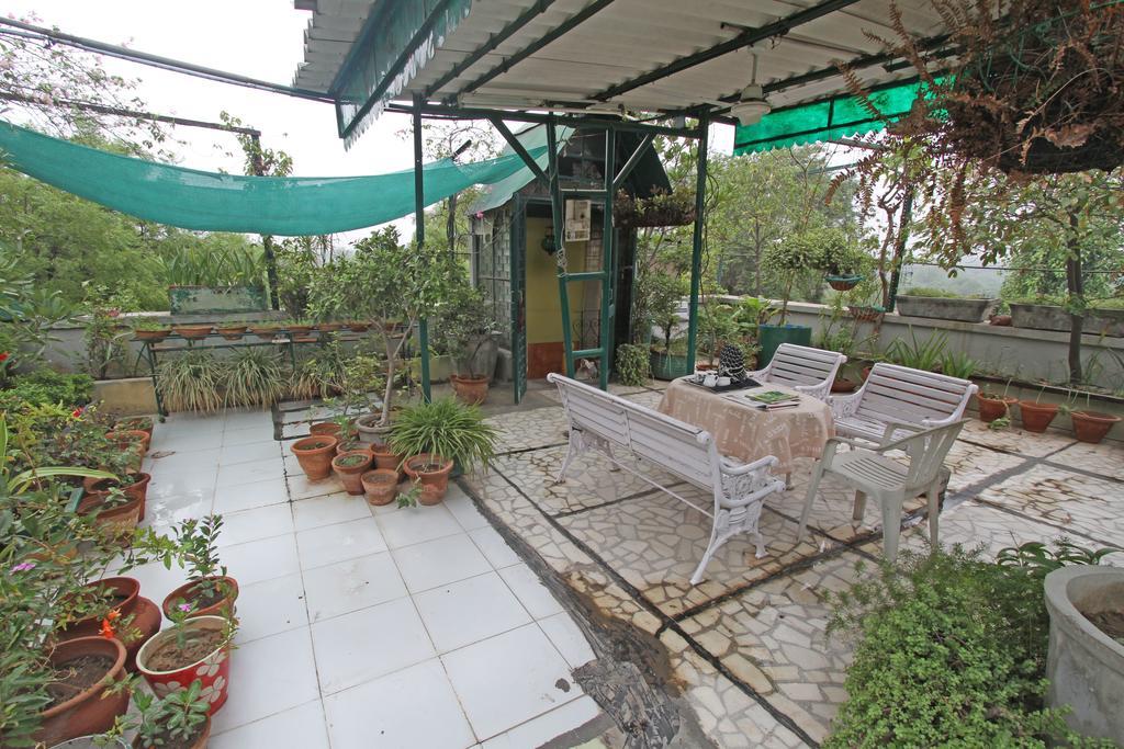 Nina Kochhar'S Homestay Нью-Делі Екстер'єр фото
